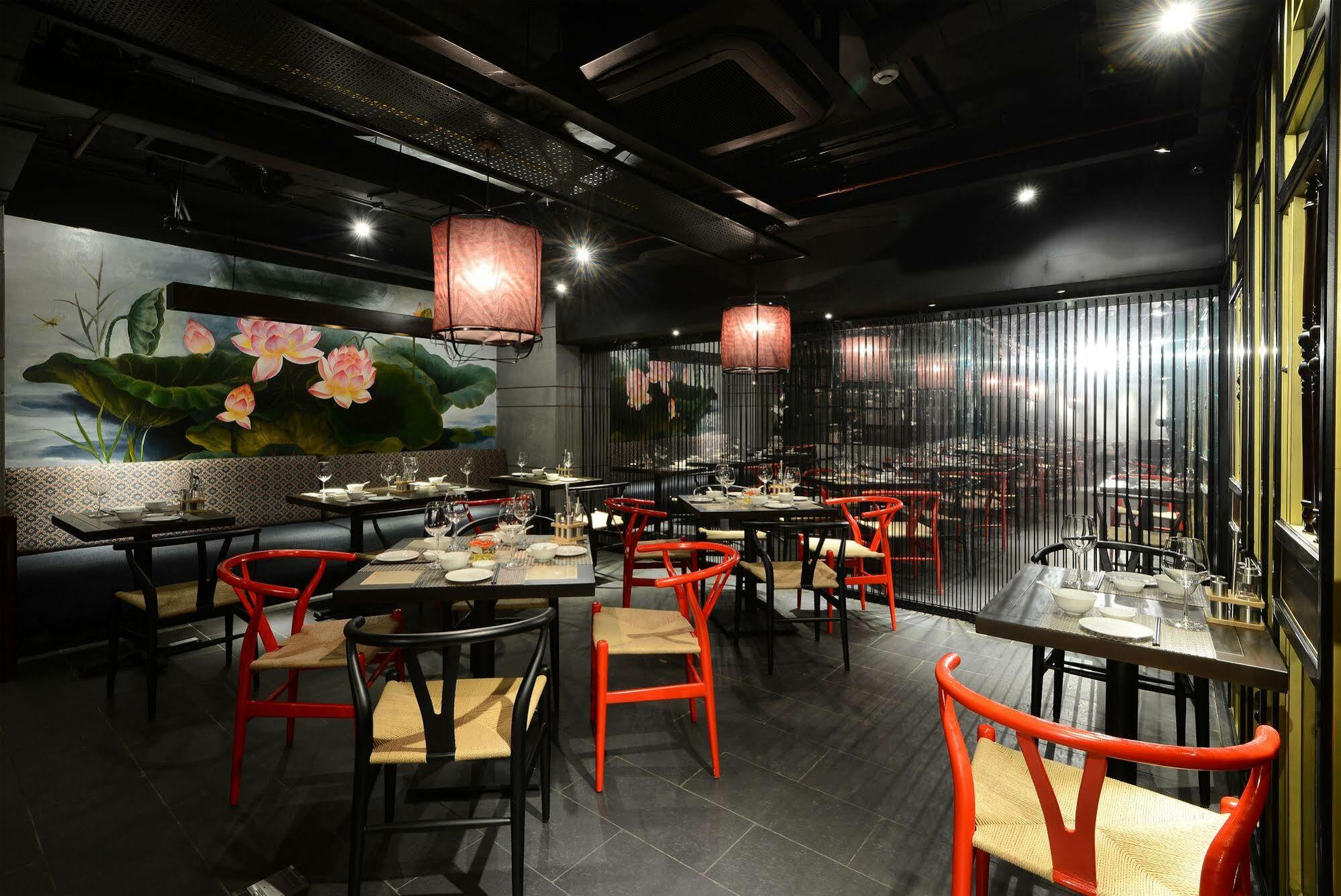 Hotel The Chi Boutique 4*