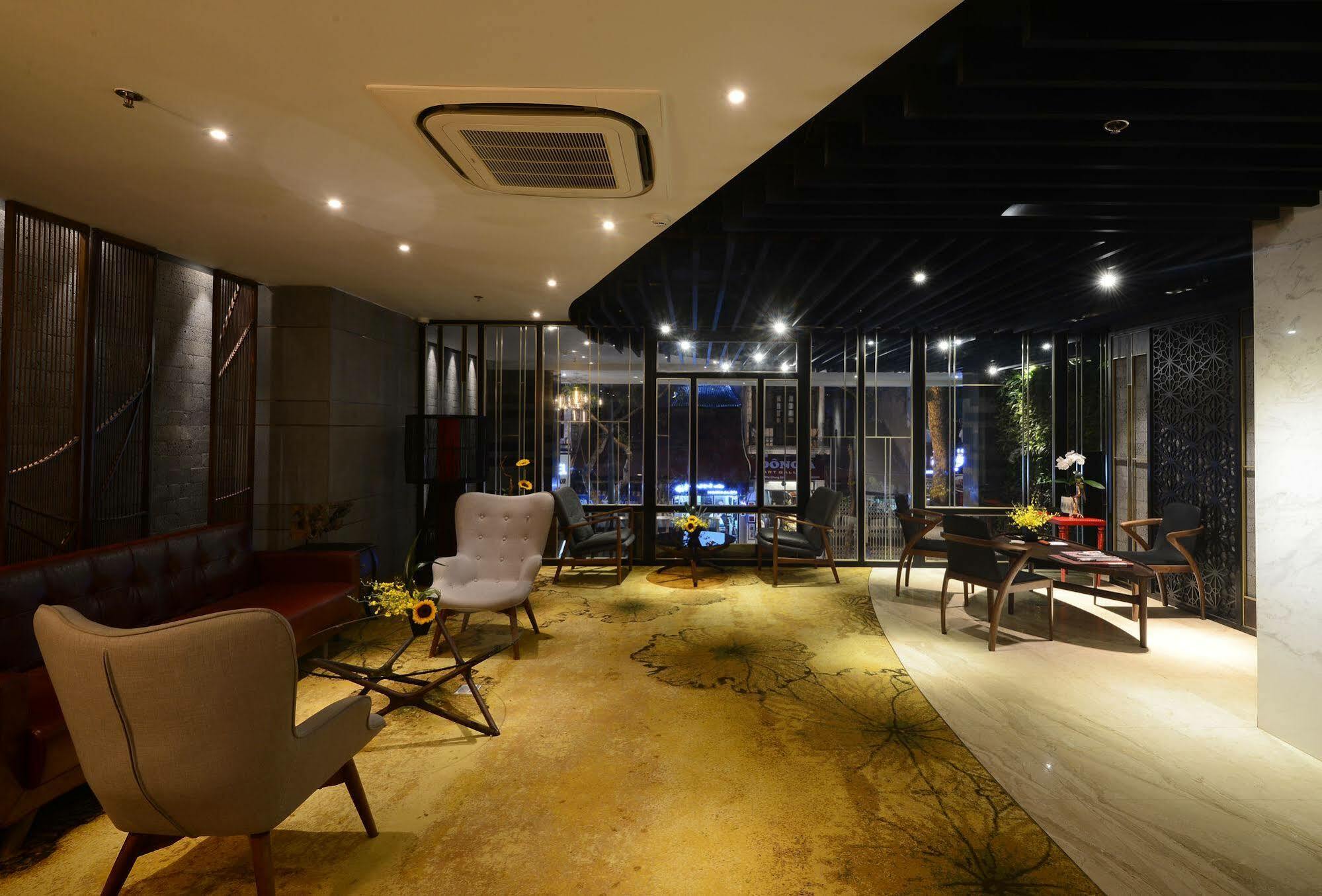 Hotel The Chi Boutique Hanoi
