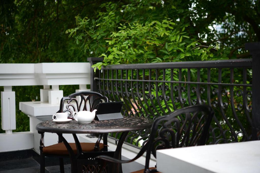 The Chi Boutique Hanoi